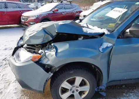 2011 Subaru Forester 2.5X из США, поврежденный, VIN JF2SHABCXBH777547